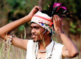 राष्ट्रीय आदिवासी वेशभुषा स्पर्धेत ग्रीष्म कुसराम ठरला राज्यभरातुन पहिला…….