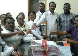 सरन्यायाधीश भूषण गवई यांच्यावर झालेल्या बुटफेकी घटनेचा वणीत कांग्रेस तर्फे तीव्र निषेध