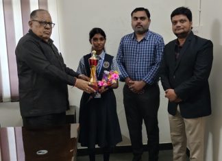 वणी पब्लीक स्कुलची विद्यार्थीनी कु, योगेश्वरी प्रशांत डोनेकर जिल्हास्तरीय कराटे स्पर्धेत प्रथम